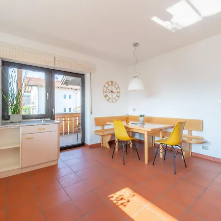 Apartment Villavardia *
